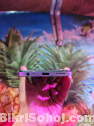 Infinix hot 30i 4+4/64 gb